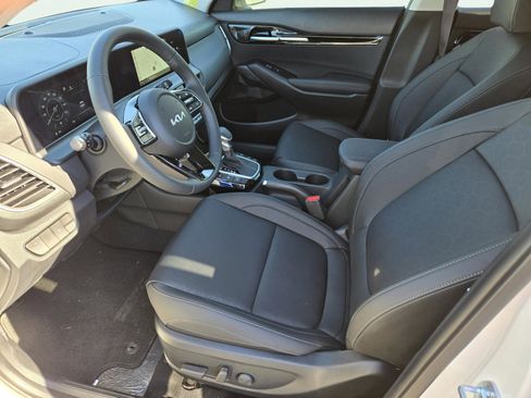 New 2026 Kia Seltos EX image 15
