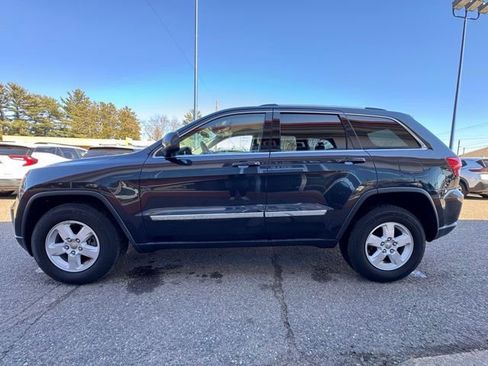 Used 2012 Jeep Grand Cherokee Laredo w/ Laredo E Group image 4