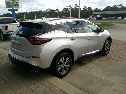 Used 2023 Nissan Murano SV image 4