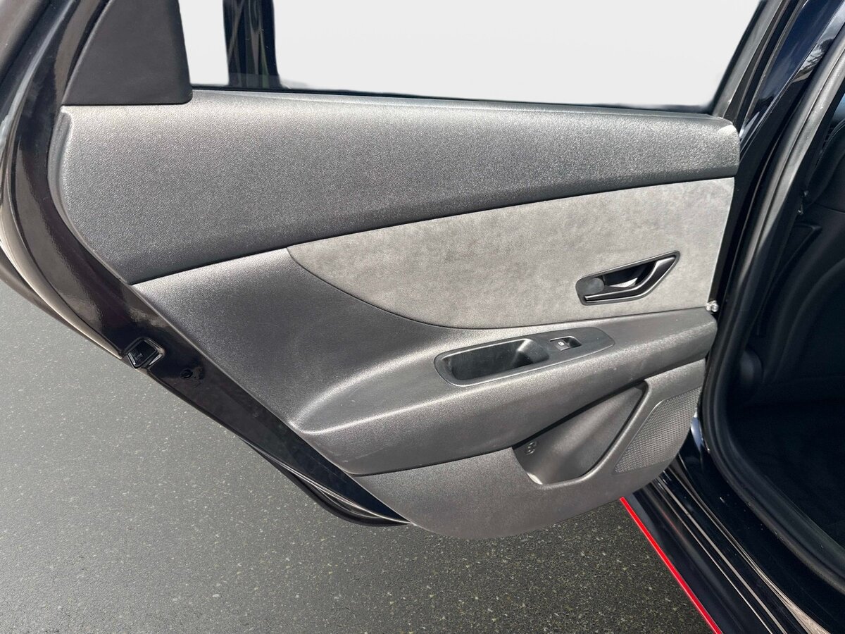 Used 2023 Hyundai Elantra N FWD image 10