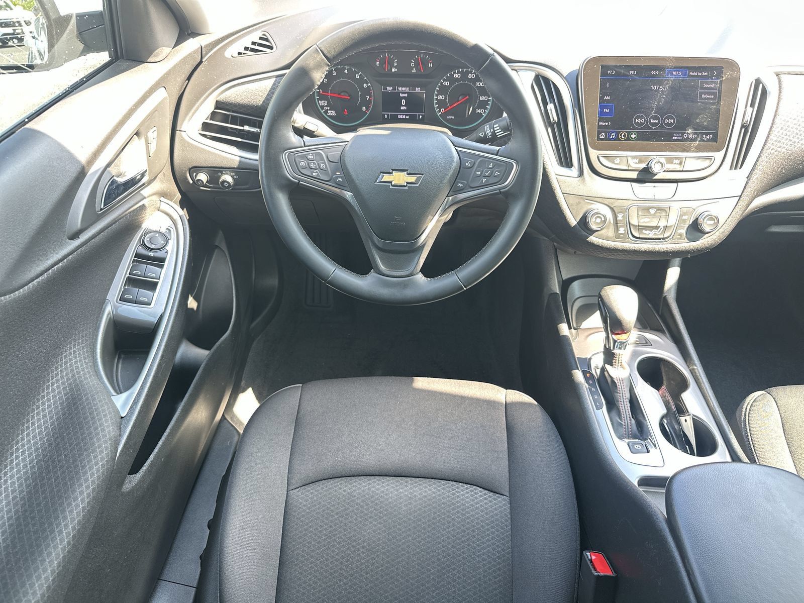 Used 2024 Chevrolet Malibu RS FWD image 17