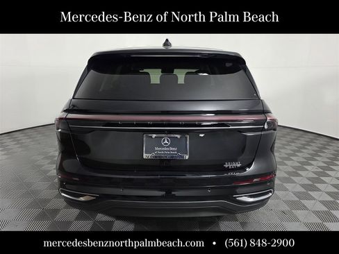 Used 2024 Lincoln Nautilus Premier image 5