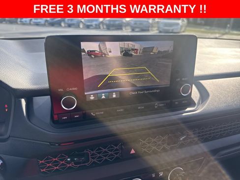 Used 2025 Honda Accord LX image 18