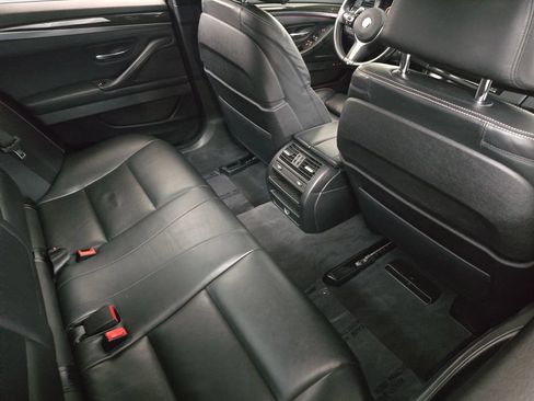 Used 2016 BMW 550i Sedan RWD image 13