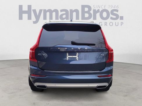 Used 2021 Volvo XC90 T6 Momentum w/ Advanced Package image 4