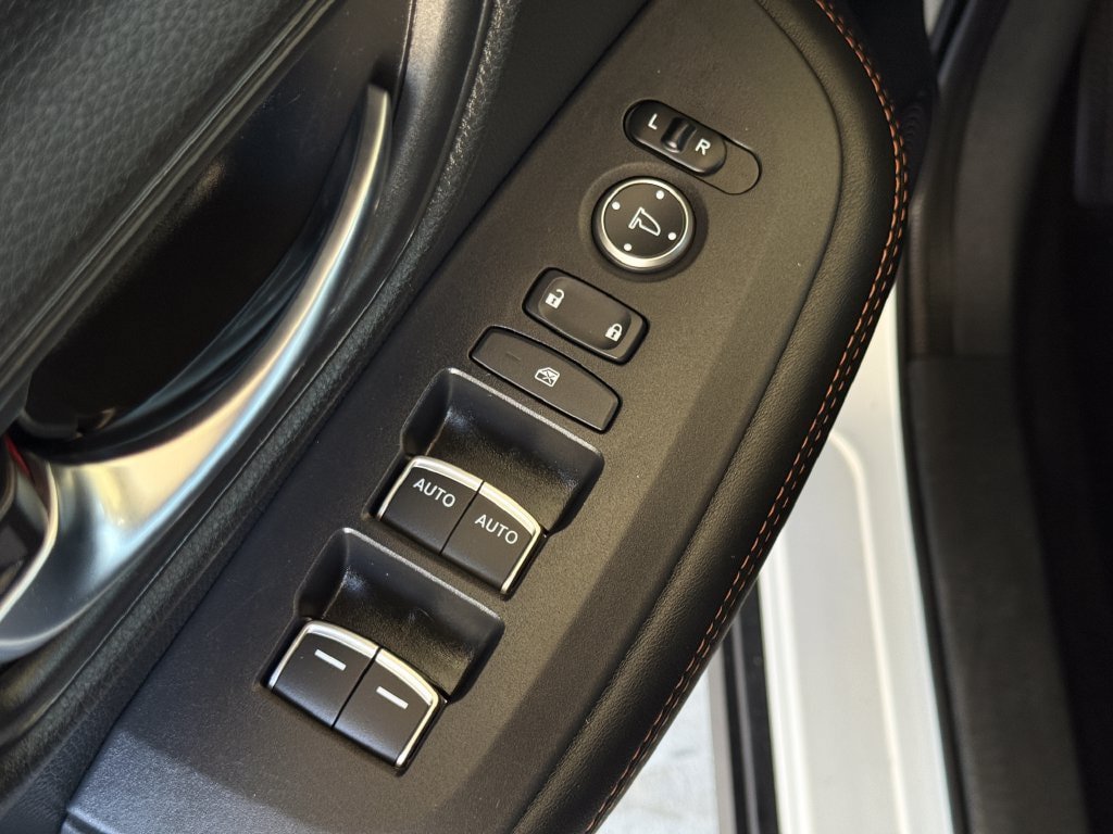 Used 2025 Honda HR-V Sport image 28