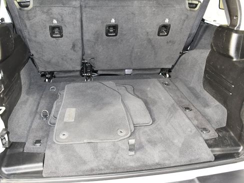 Used 2025 Jeep Wrangler Unlimited Sahara AWD/4WD image 49