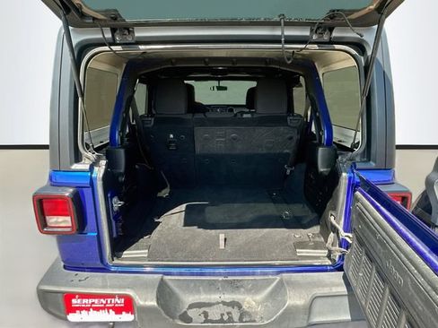 Used 2018 Jeep Wrangler Unlimited Sport S AWD/4WD image 28