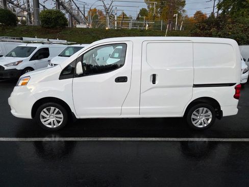 Used 2021 Nissan NV200 SV image 3