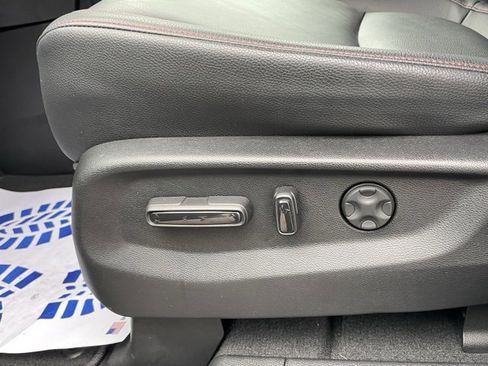 Certified 2025 Honda Odyssey Sport-L image 17