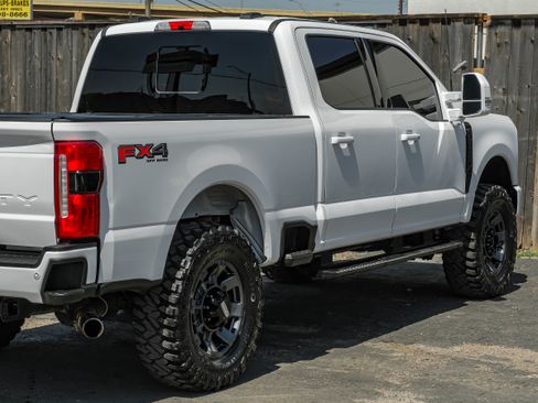 Used 2023 Ford F250 XLT w/ XLT Premium Package image 10