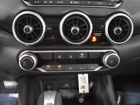 Used 2025 Nissan Sentra S FWD image 22