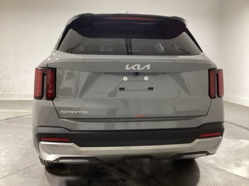 New 2026 Kia Sorento S w/ S Panoramic Sunroof Package FWD image 6