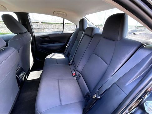 Used 2024 Toyota Corolla LE FWD image 15