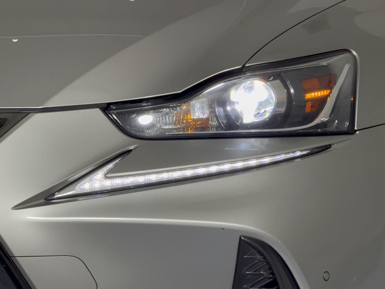 Used 2018 Lexus IS 350 F Sport RWD image 12