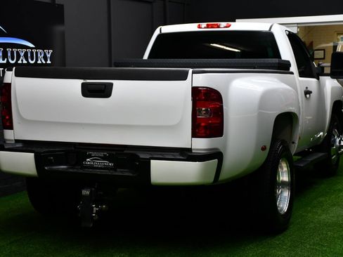 Used 2013 Chevrolet Silverado 3500 W/T RWD image 4