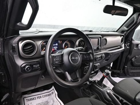 Used 2021 Jeep Wrangler Sport AWD/4WD image 10