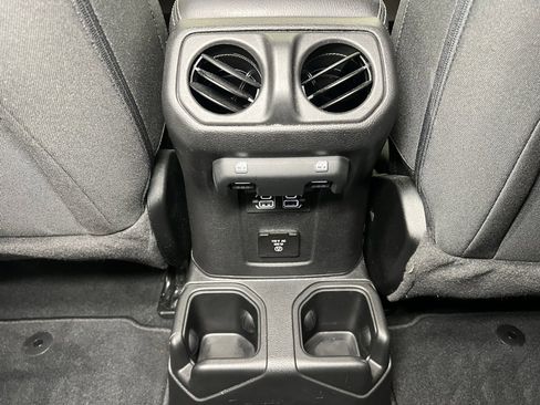 Used 2022 Jeep Wrangler Unlimited Sahara w/ Cold Weather Group image 22