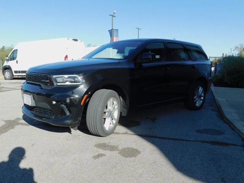 Used 2023 Dodge Durango GT image 4