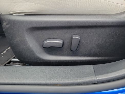 Used 2025 Nissan Altima 2.5 SV FWD image 15