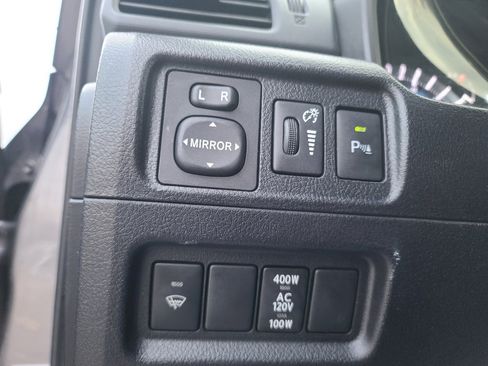 Used 2016 Toyota 4Runner Limited image 22