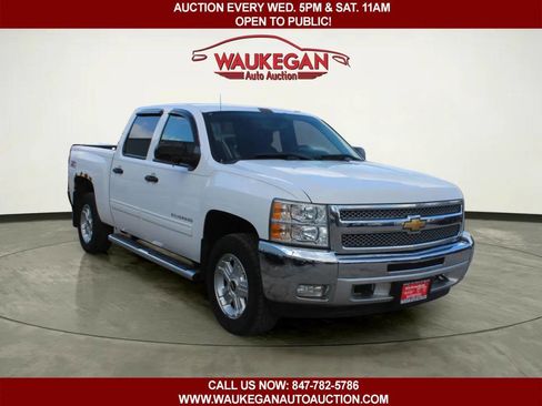 Used 2013 Chevrolet Silverado 1500 LT w/ All-Star Edition image 3