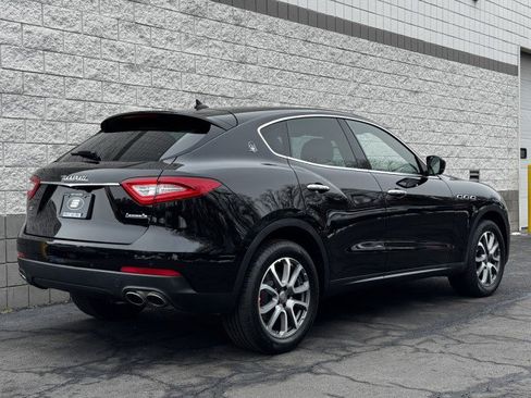 Used 2018 Maserati Levante image 3