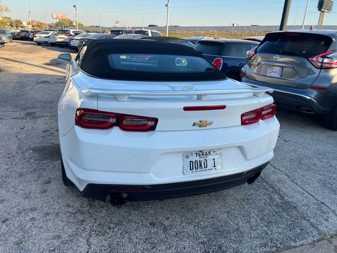 Used 2020 Chevrolet Camaro LT image 4