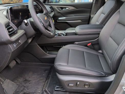 New 2026 Chevrolet Traverse LT w/ LPO, Floor Liner Package image 20