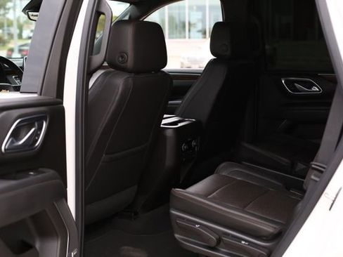 Used 2021 Chevrolet Tahoe High Country image 21