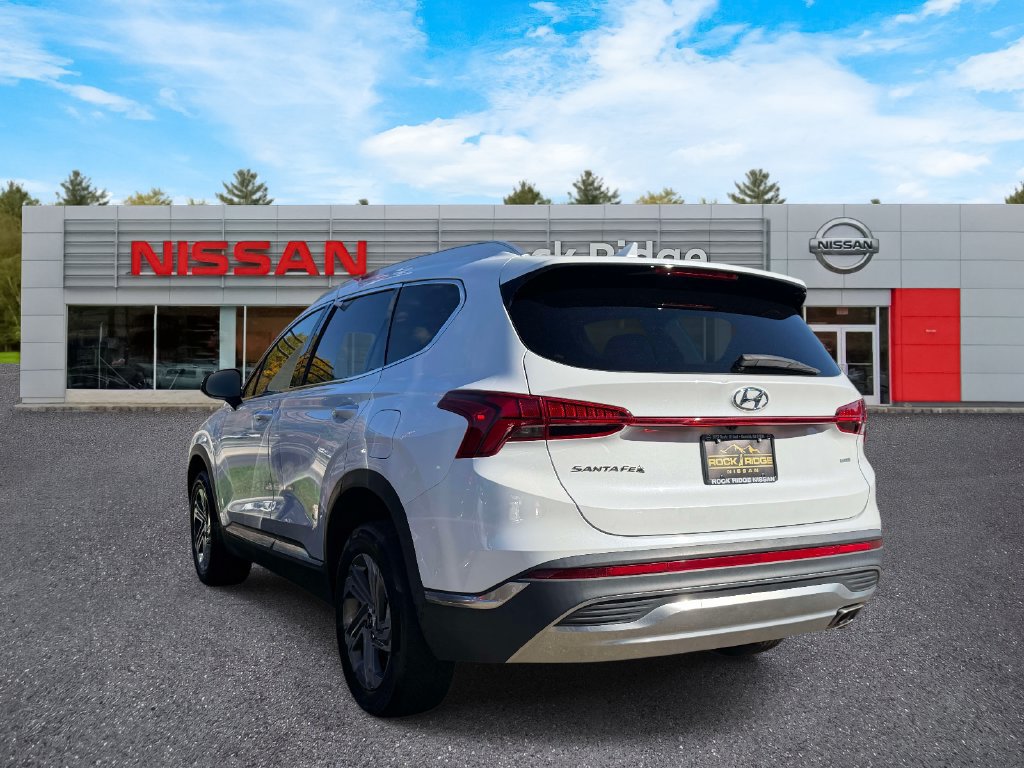 Used 2021 Hyundai Santa Fe SEL w/ Convenience + Premium Package AWD/4WD image 5
