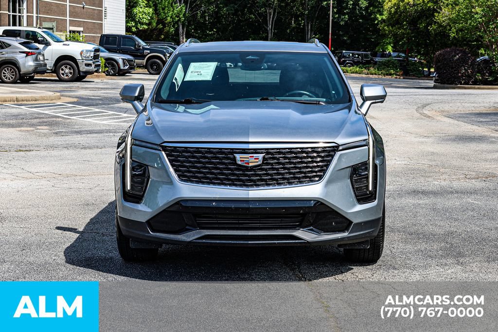Used 2025 Cadillac XT4 Premium Luxury FWD image 10