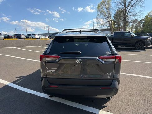 Used 2024 Toyota RAV4 XLE w/ Convenience Package AWD/4WD image 6