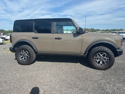 Certified 2025 Ford Bronco Badlands AWD/4WD image 5