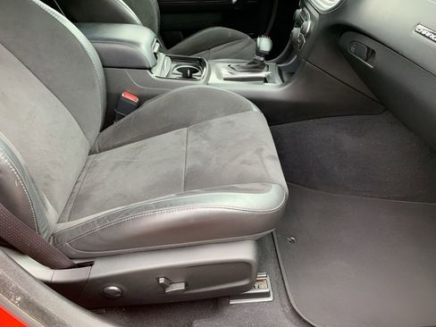 Used 2022 Dodge Charger R/T w/ Plus Group image 17