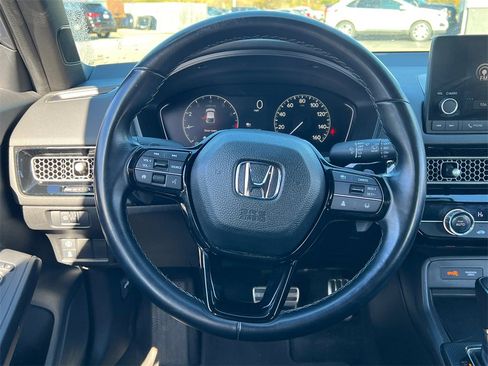 Used 2023 Honda Civic Sport image 9