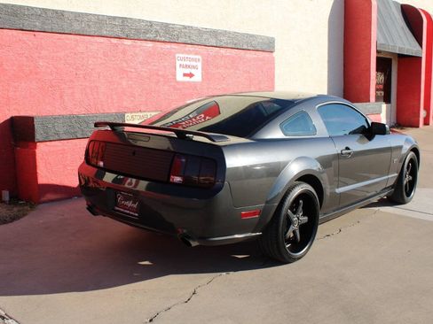 Used 2007 Ford Mustang GT RWD image 7