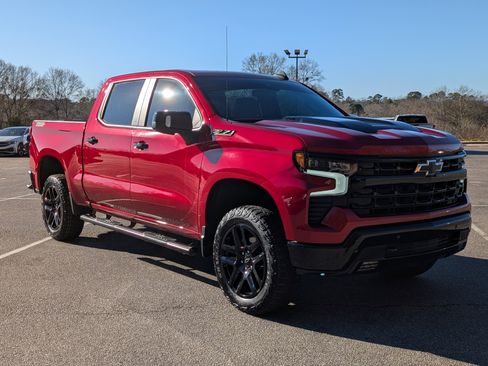 Used 2024 Chevrolet Silverado 1500 LT Trail Boss w/ LT Trail Boss Premium Package image 11