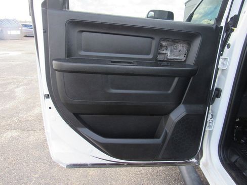 Used 2022 RAM 2500 Tradesman w/ Chrome Appearance Group AWD/4WD image 29