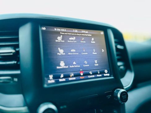 Used 2019 RAM 1500 Big Horn AWD/4WD image 19
