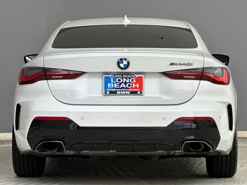 Certified 2022 BMW M440i Coupe w/ Premium Package image 9
