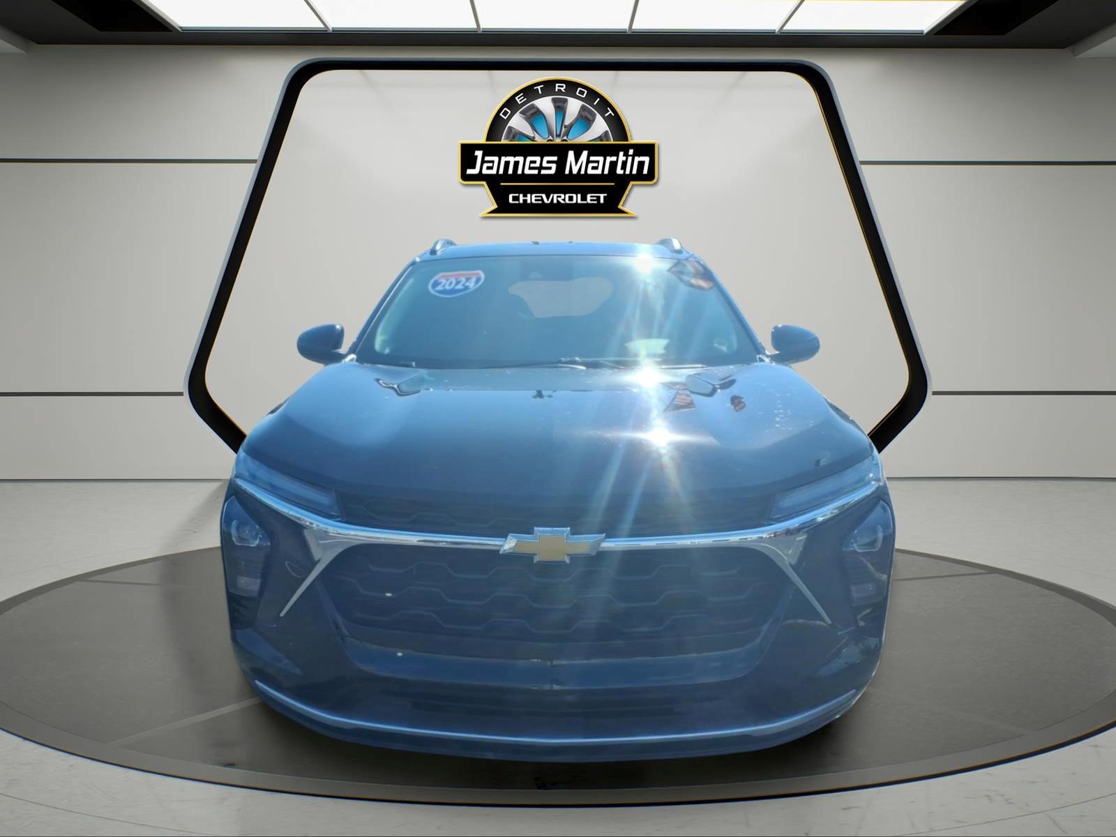 Certified 2024 Chevrolet Trax LT w/ Driver Confidence Package FWD image 2