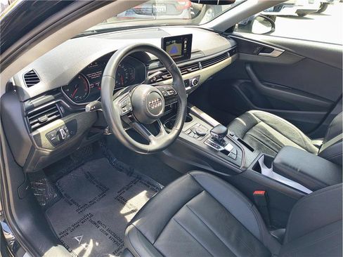 Used 2019 Audi A4 2.0T Premium FWD image 5