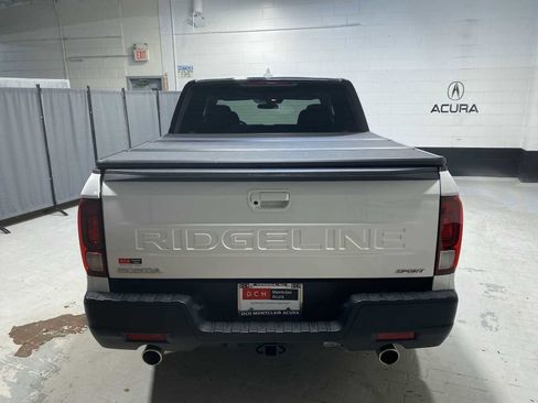 Used 2025 Honda Ridgeline Sport image 5