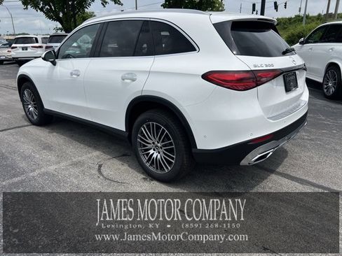 Certified 2025 Mercedes-Benz GLC 300 4MATIC image 9