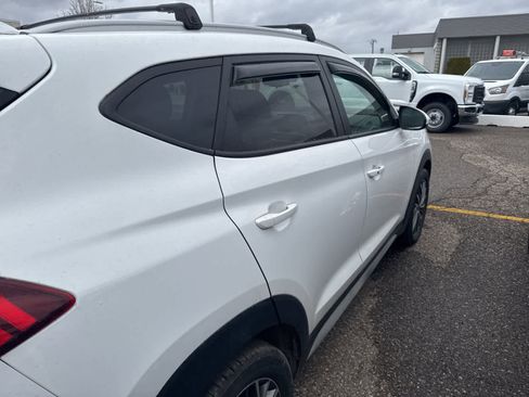 Used 2019 Hyundai Tucson SEL image 18