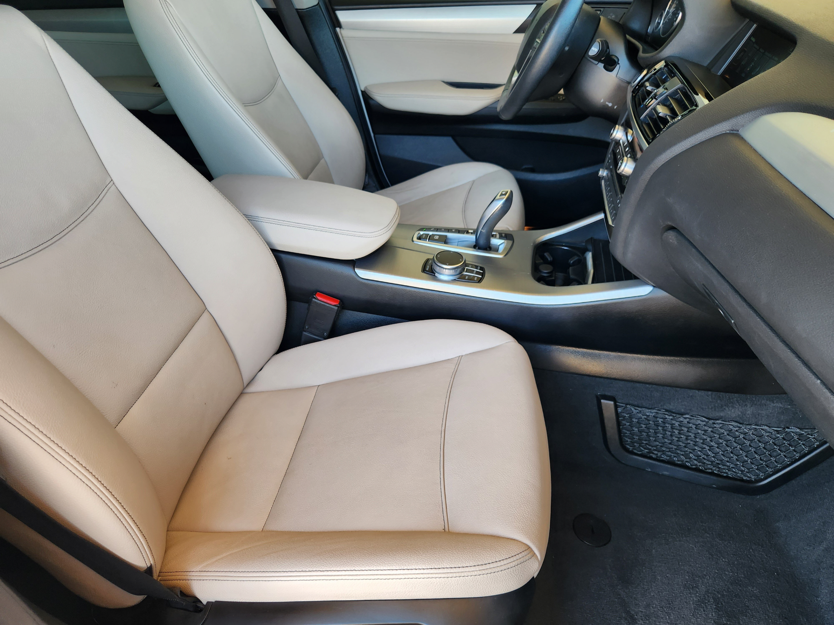 Used 2017 BMW X3 xDrive28i AWD/4WD image 12