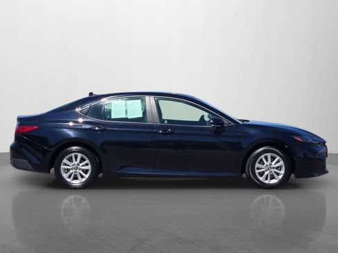 Used 2025 Toyota Camry LE FWD image 7