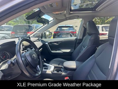 Used 2020 Toyota RAV4 XLE Premium AWD/4WD image 7