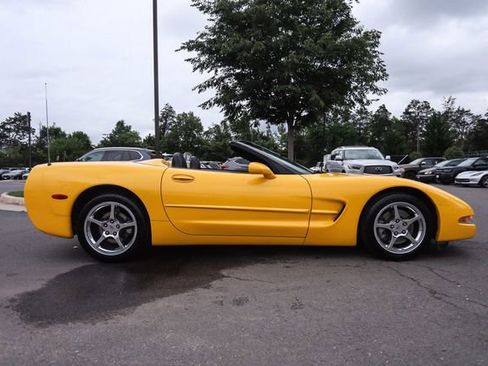 Used 2003 Chevrolet Corvette Convertible w/ Preferred Equipment Group1 RWD image 60